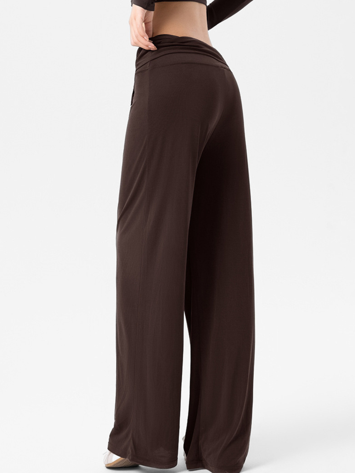 EchoCrest – Atmungsaktive Weite Damenhose mit abnehmbarem Gürtel