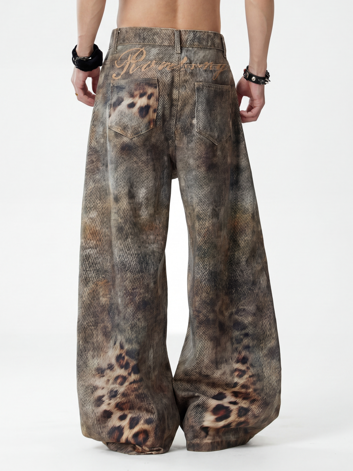 BeltSkip – Unisex 3D-gedruckte Distressed-Hose im Leopard-Design mit geschwungenem Beinverlauf